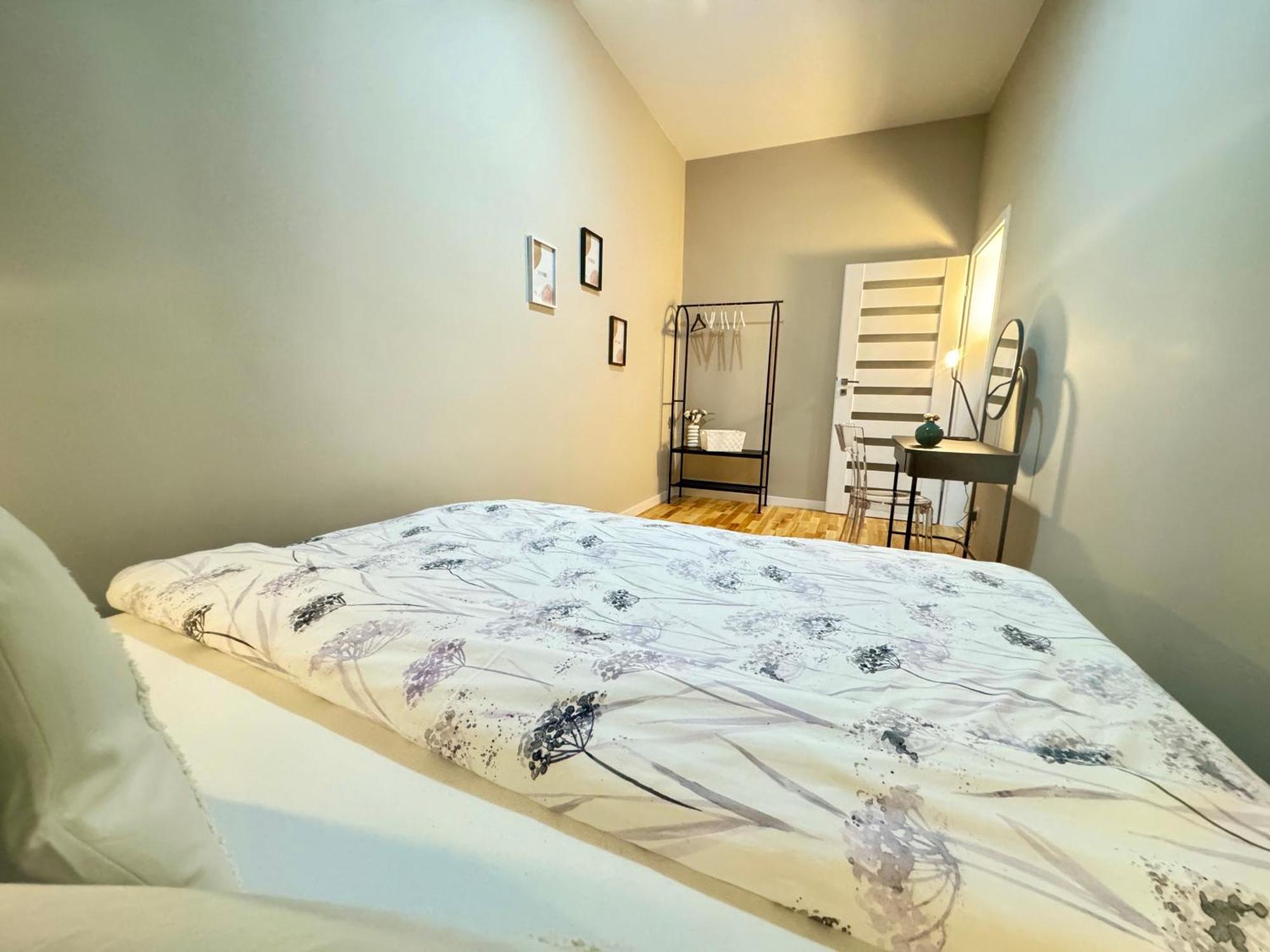 Apartamento Wohnen Im Kunstwerk Neben Hundertwasserhaus L Hg4